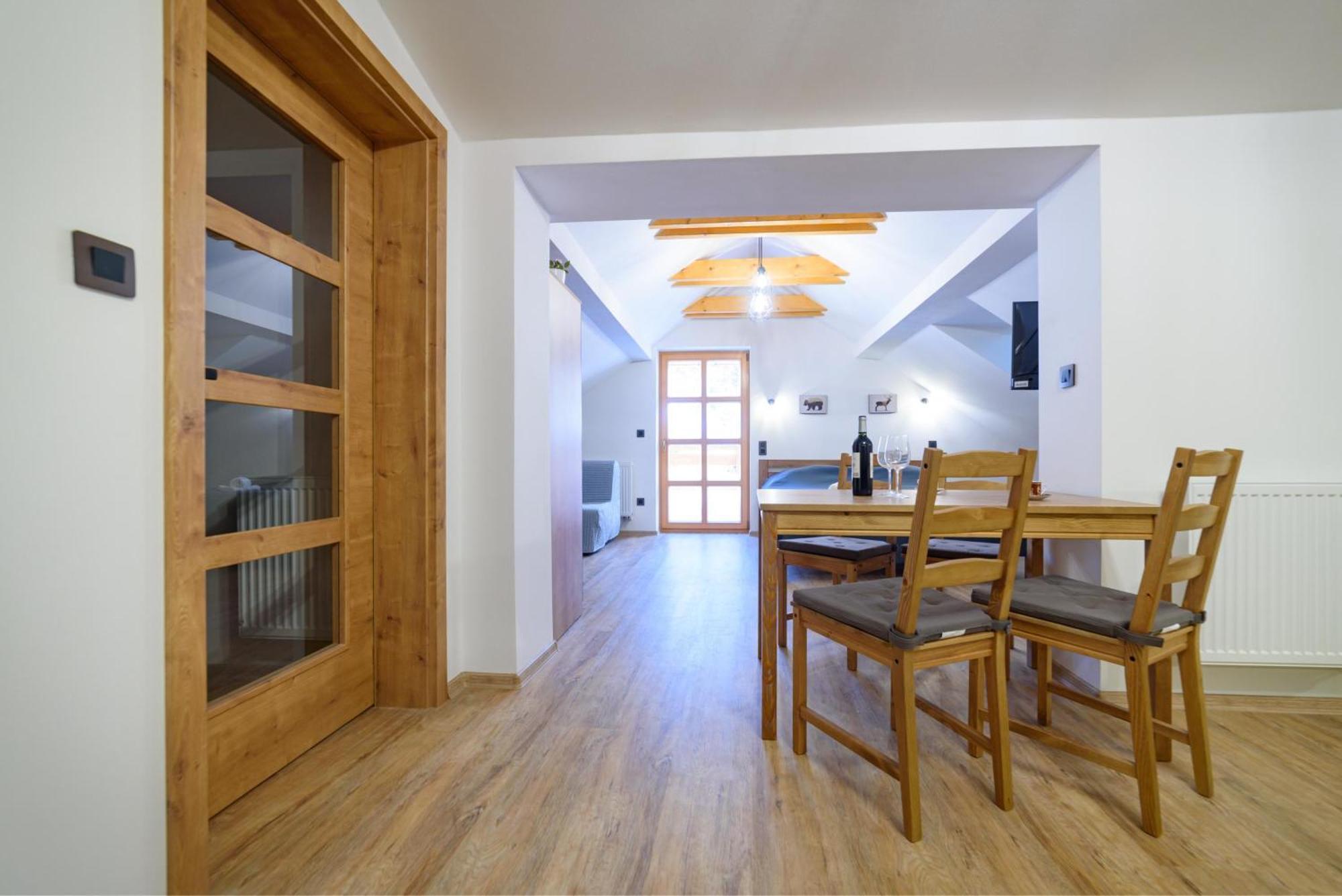 Apartman Na Hurce ฮอร์นี ปลานา ภายนอก รูปภาพ