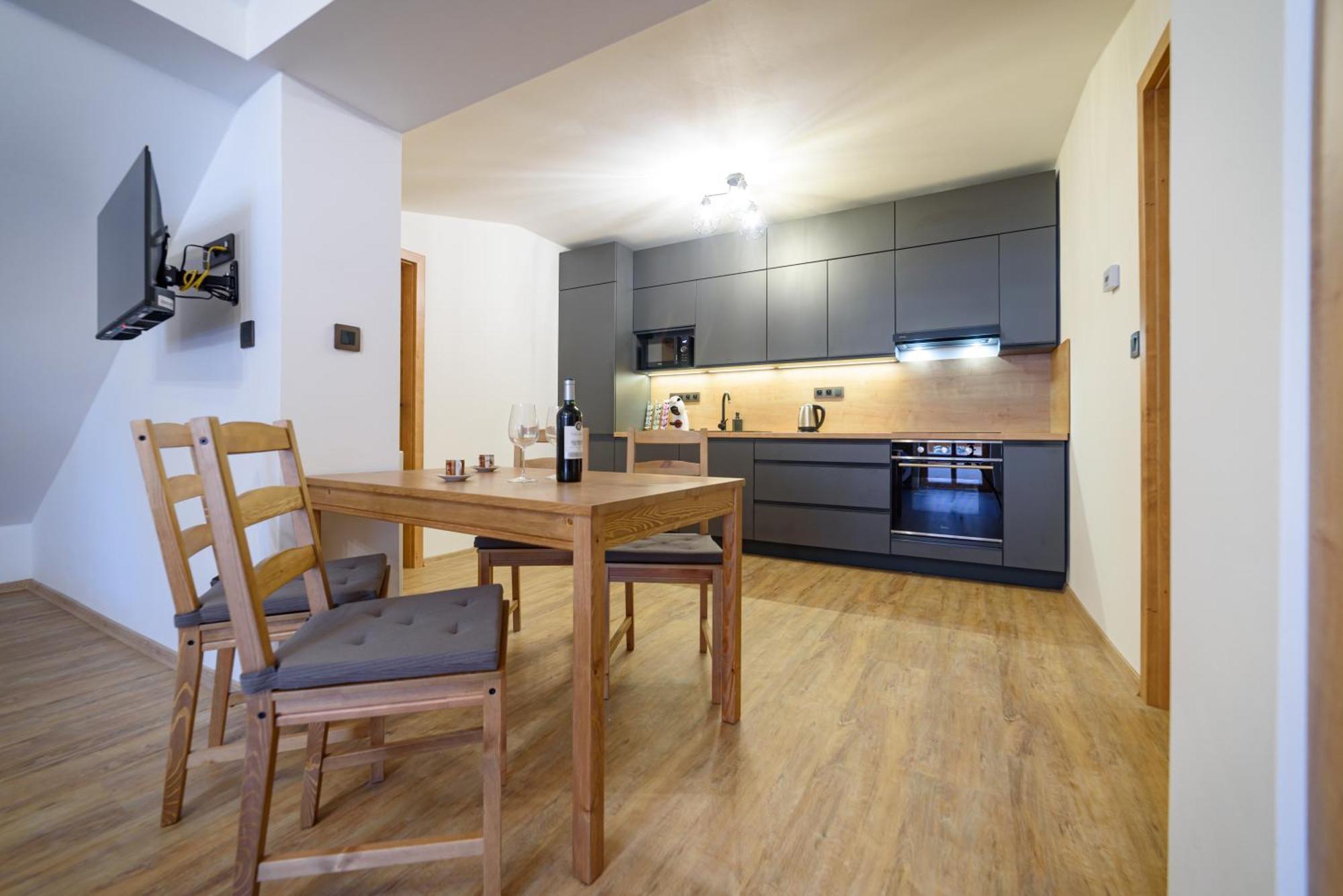Apartman Na Hurce ฮอร์นี ปลานา ภายนอก รูปภาพ