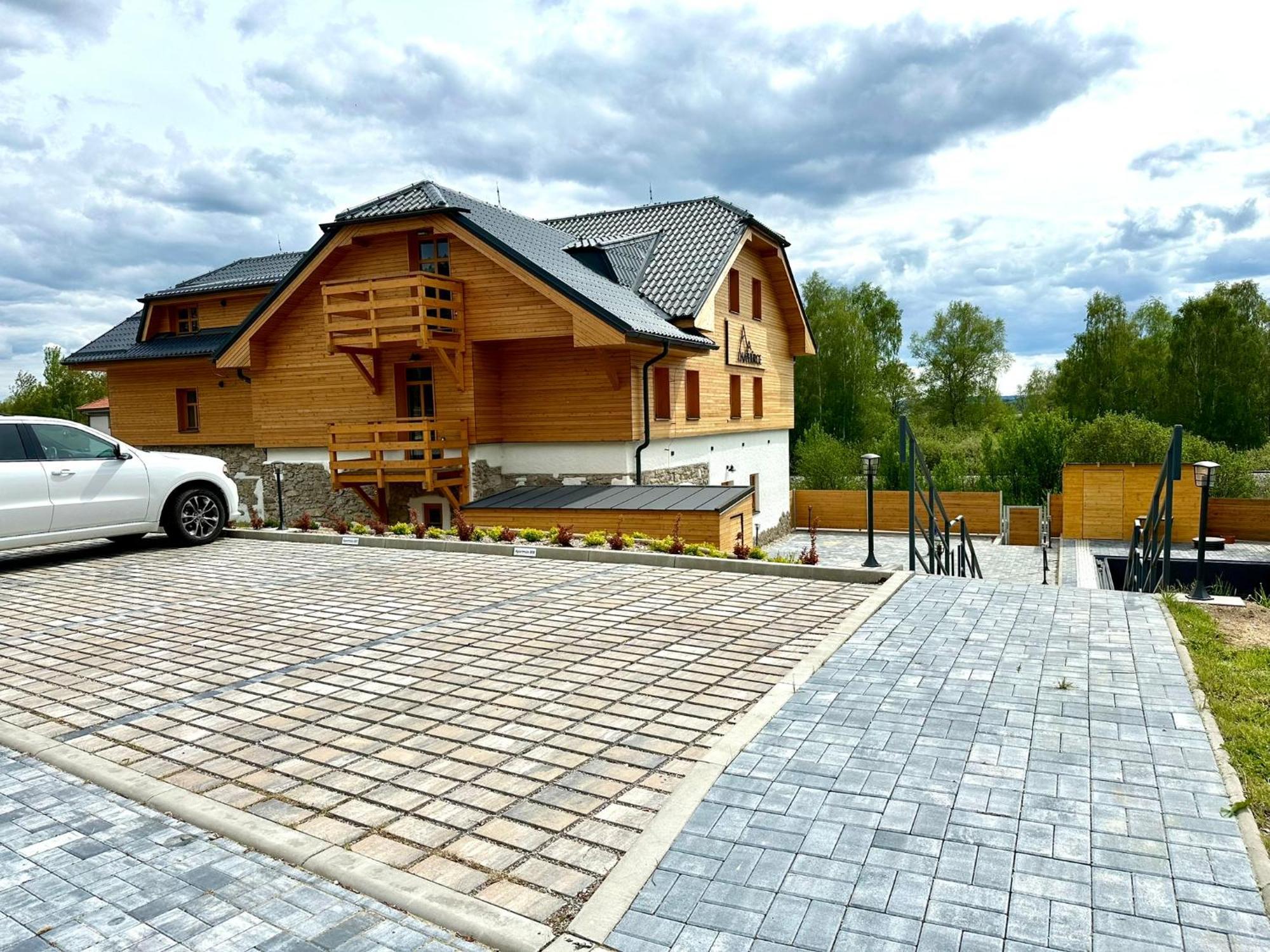 Apartman Na Hurce ฮอร์นี ปลานา ภายนอก รูปภาพ